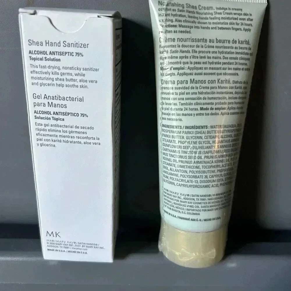 Mary Kay set brand